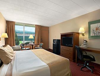 Hotel Days By Wyndham Conference Center 2*